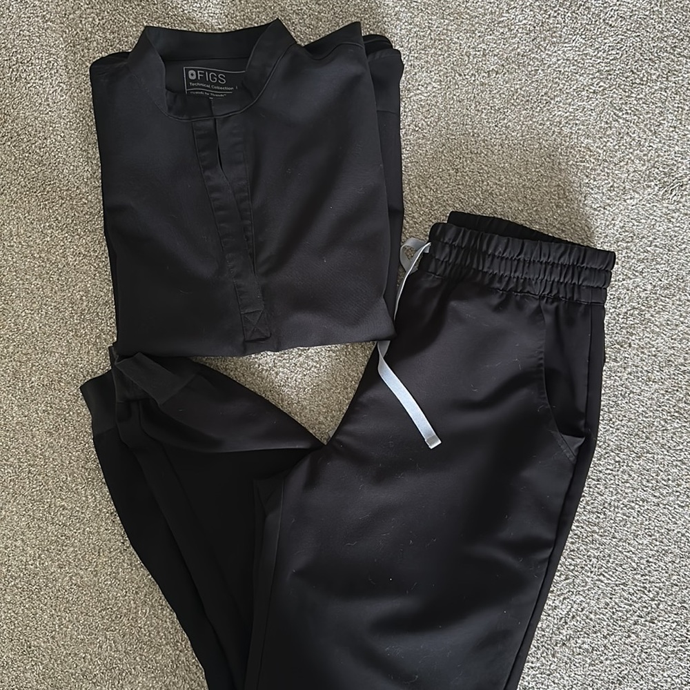 Figs scrub set LIKE NEW